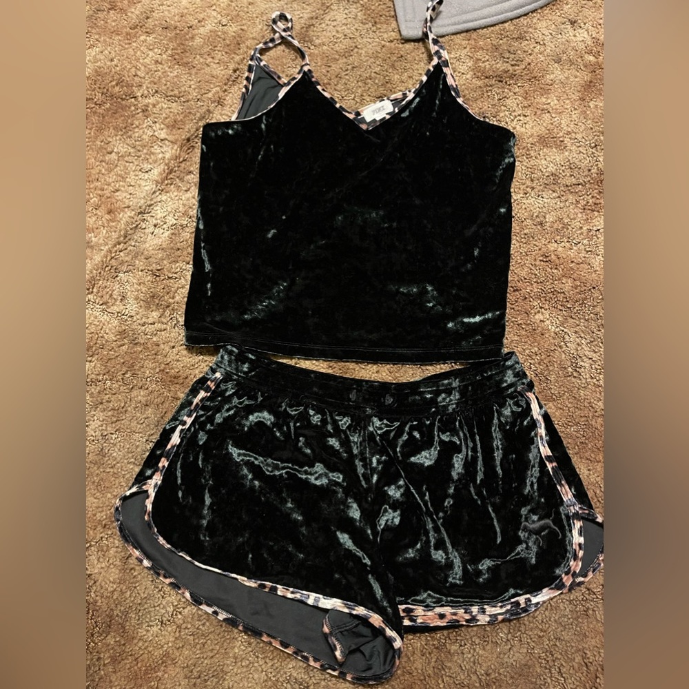 Victoria Secret Sleepwear